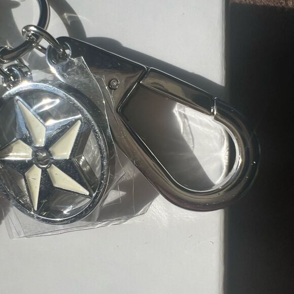 CHRISTIAN DIOR Woven Logo Keychain - Picture 6 of 8